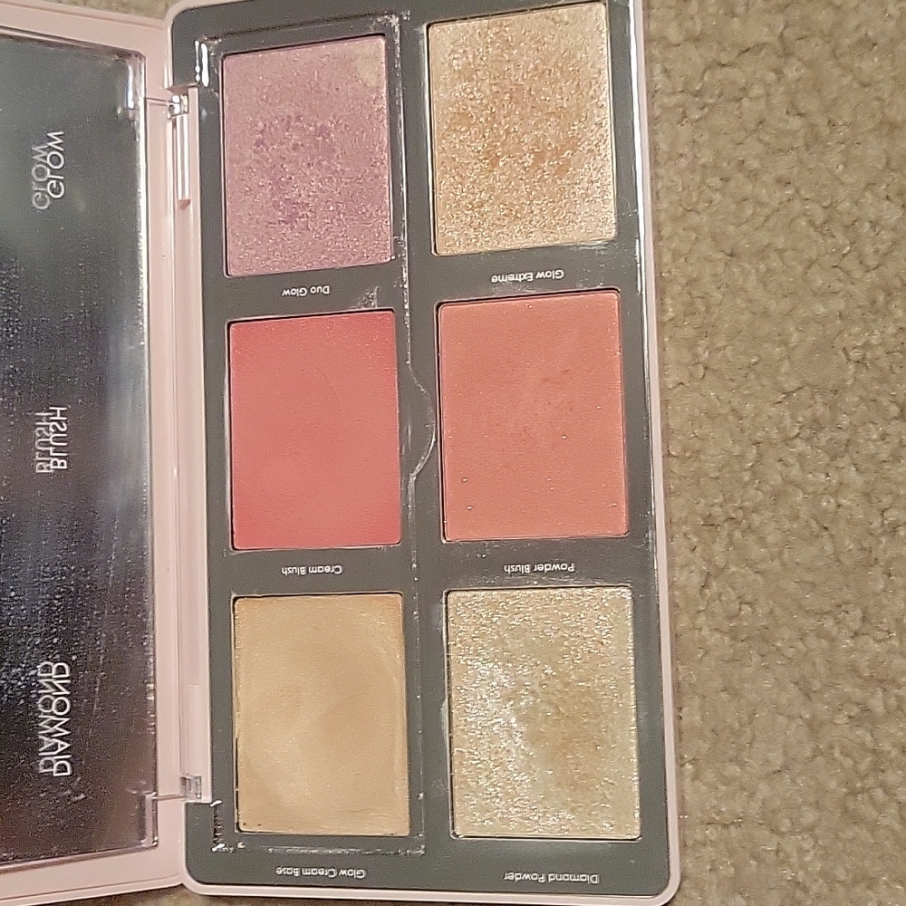 Natasha Denona Diamond and Blush palette